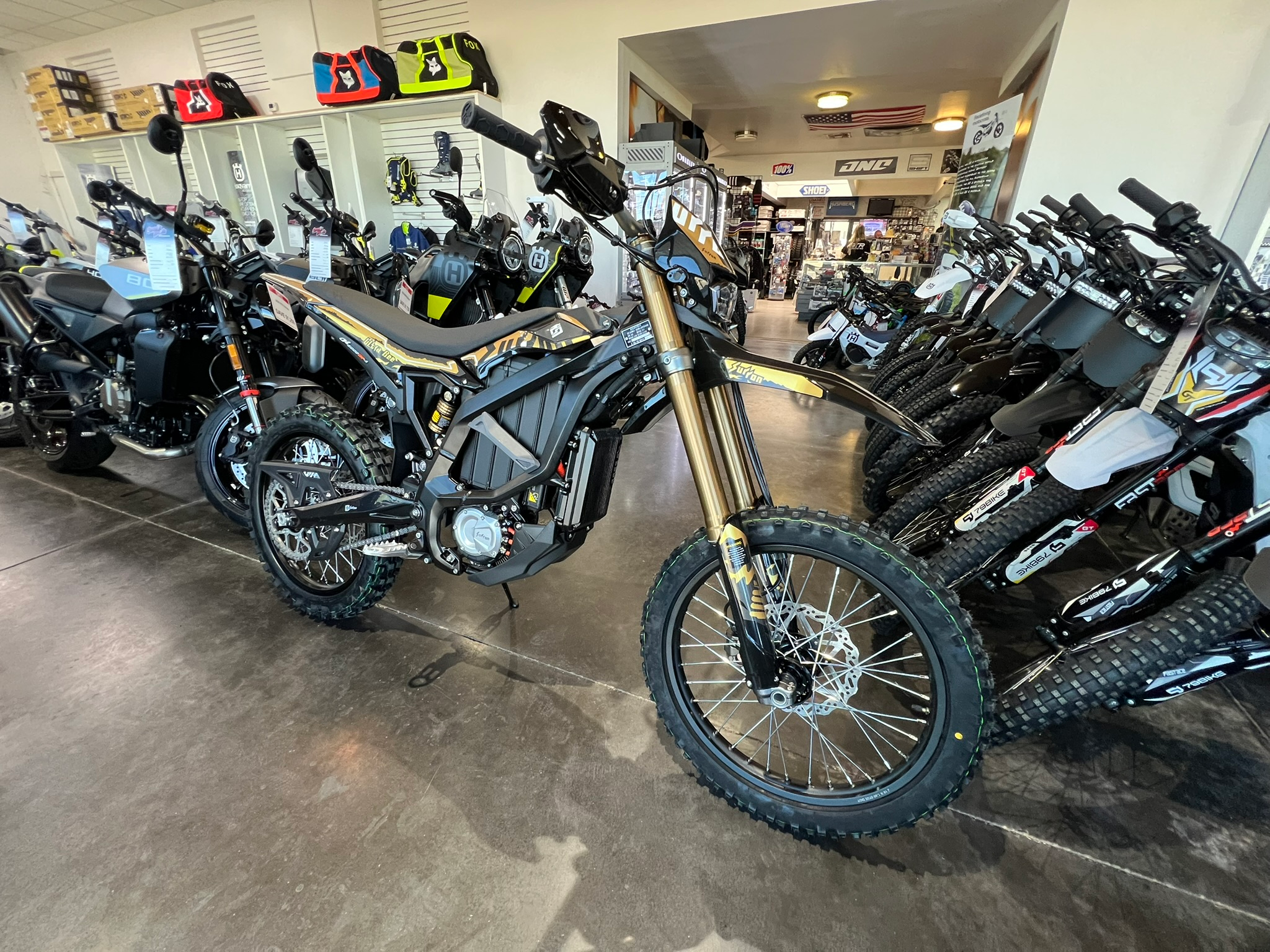 2025 Surron Ultra Bee HP – Desert Brown